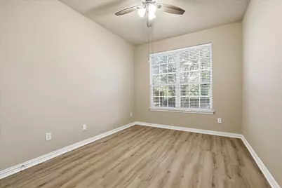 1725 Brookview Drive, Carrollton, TX 75007 - Photo 10
