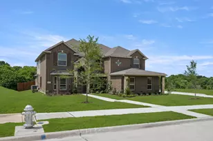 513 S Hidden Lks Dr, DeSoto, TX 75115 - Photo 2