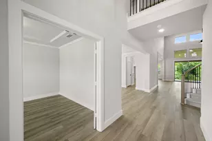 513 S Hidden Lks Dr, DeSoto, TX 75115 - Photo 4