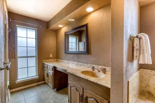 2817 Club Meadow Dr, Garland, TX 75043 - Photo 20