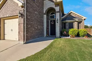 1425 Creosote Dr, Fort Worth, TX 76177 - Photo 2
