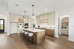 1000 Beginnings Dr, Granbury, TX 76049 - Photo 14