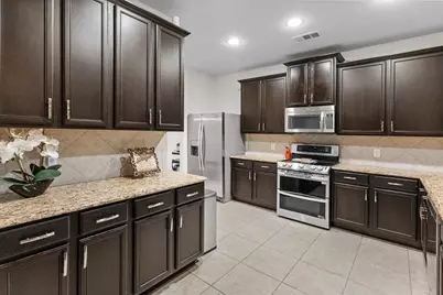 2529 Spring Meadows Drive, Denton, TX 76209 - Photo 6