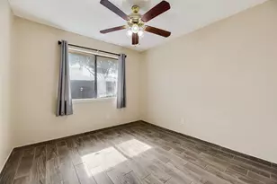 9640 Kerrville St, Dallas, TX 75227 - Photo 12