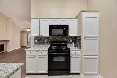 9640 Kerrville Street, Dallas, TX 75227 - Photo 10