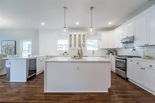 4706 Junius St, Dallas, TX 75246 - Photo 8