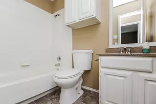 645 Lemon Dr, Arlington, TX 76018 - Photo 14