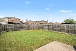 1214 April Showers Ln, Lancaster, TX 75134 - Photo 28