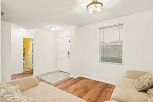 1214 April Showers Ln, Lancaster, TX 75134 - Photo 2