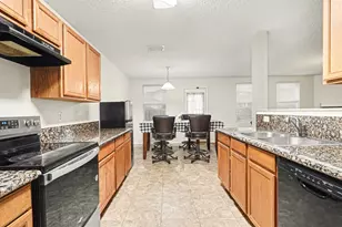 1214 April Showers Ln, Lancaster, TX 75134 - Photo 14