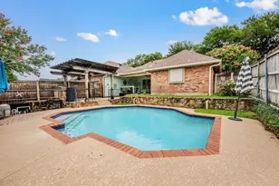 3121 Oakdale Dr, Hurst, TX 76054 - Photo 36