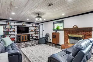 2316 Carten St, Fort Worth, TX 76112 - Photo 2