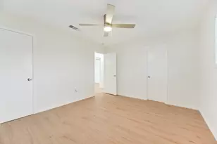 318 Boulder Ct, Burleson, TX 76028 - Photo 20