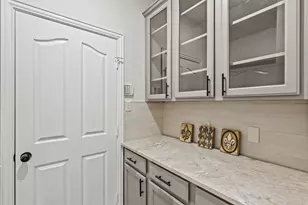 146 Shasta Dr, Lake Dallas, TX 75065 - Photo 14