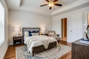 925 Jones St, Greenville, TX 75401 - Photo 6