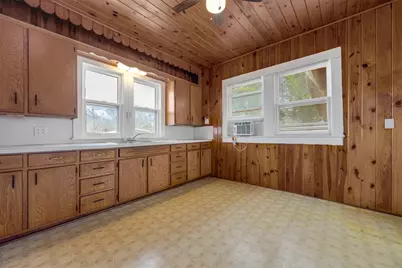 1101 S Locust Street, Clarksville, TX 75426 - Photo 8