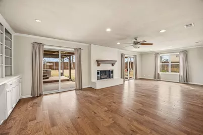 7115 Westover Drive, Granbury, TX 76049 - Photo 2