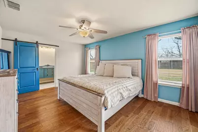 7115 Westover Drive, Granbury, TX 76049 - Photo 12