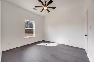 1208 Rosemary St, Greenville, TX 75401 - Photo 16