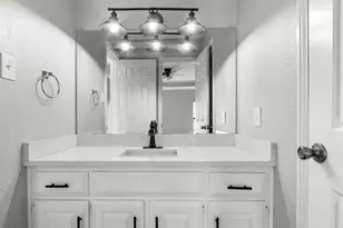 223 McCarley Pl, McKinney, TX 75071 - Photo 14