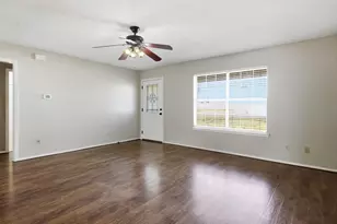 701 S College St, Celeste, TX 75423 - Photo 6