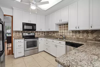 4121 Cimmaron Trail, DeCordova, TX 76049 - Photo 8