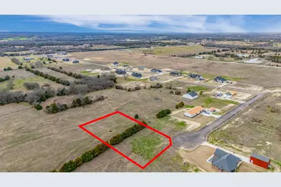 2810 Maple Road, Celeste, TX 75423 - Photo 2