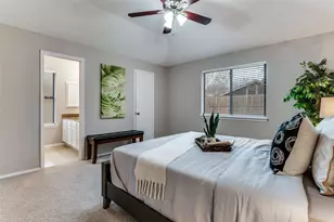 2673 Carrington Ln, Grand Prairie, TX 75052 - Photo 20