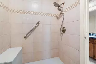 1600 Delta Dr, Arlington, TX 76012 - Photo 20