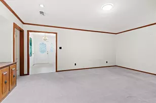 1600 Delta Dr, Arlington, TX 76012 - Photo 12