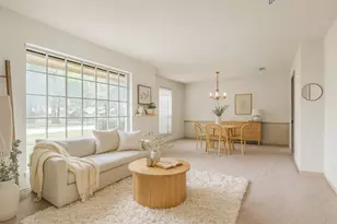 1600 Delta Dr, Arlington, TX 76012 - Photo 2