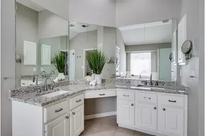 4621 Hinton Drive, Plano, TX 75024 - Photo 16