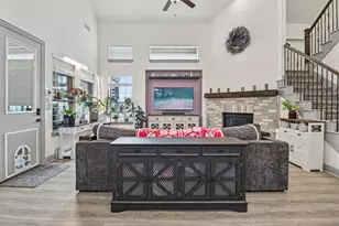 4325 Smokey Quartz Ln, Arlington, TX 76005 - Photo 4