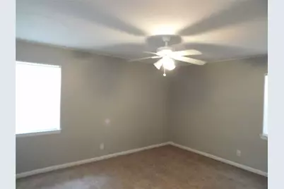 1529 Longview Street, Mesquite, TX 75149 - Photo 10