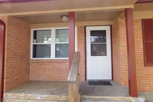 1529 Longview St, Mesquite, TX 75149 - Photo 2