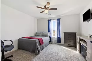 9716 Teton Vis Dr, Fort Worth, TX 76140 - Photo 18