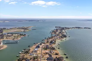 1130 The Shores Dr, Corsicana, TX 75109 - Photo 2