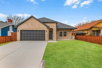 2419 Lincoln Avenue, Fort Worth, TX 76164 - Photo 1