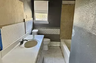 408 Simmons Dr, Hurst, TX 76053 - Photo 12