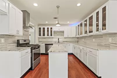 3358 W Jefferson Boulevard, Dallas, TX 75211 - Photo 6