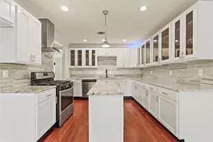 3358 W Jefferson Blvd, Dallas, TX 75211 - Photo 6