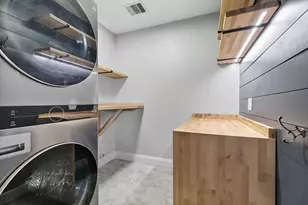 7632 Tallow Dr, Irving, TX 75063 - Photo 30