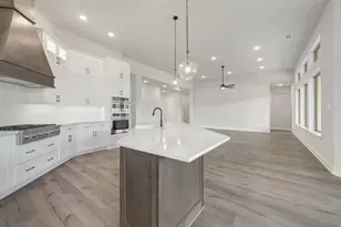 2241 Village Trl, Lakewood Village, TX 75068 - Photo 18