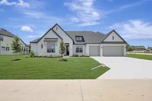 2241 Village Trl, Lakewood Village, TX 75068 - Photo 1