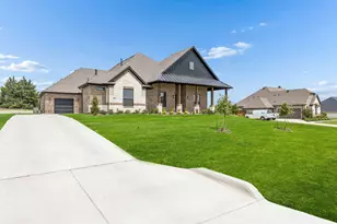 4811 Bonanza Dr, Midlothian, TX 76065 - Photo 2