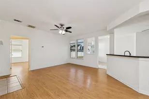 10110 Lakeview Dr, Providence Village, TX 76227 - Photo 6