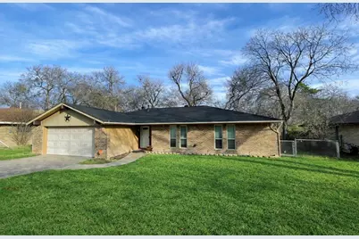 521 Sharp Drive, DeSoto, TX 75115 - Photo 2