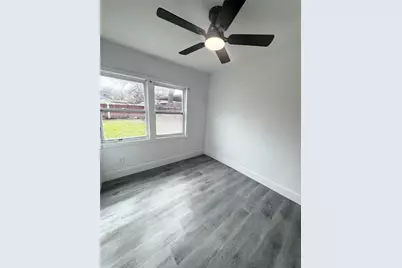 303 W Broad Street, Mansfield, TX 76063 - Photo 8