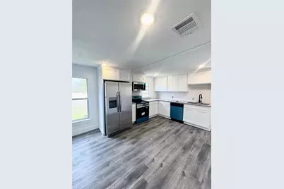 303 W Broad Street, Mansfield, TX 76063 - Photo 6