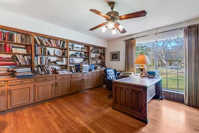 1005 Forest Grove Drive, Dallas, TX 75218 - Photo 14